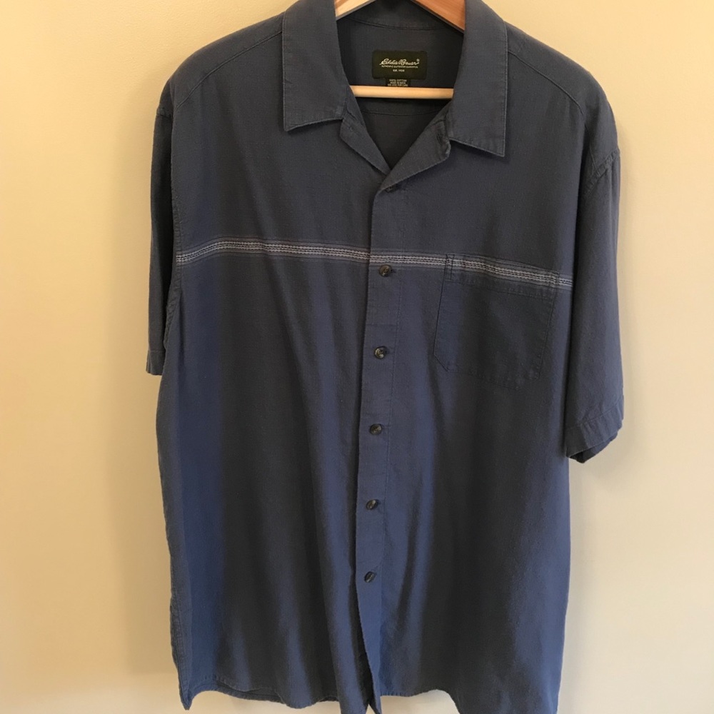 Men’s - Eddie Bauer Blue Short Sleeve Button Up Shirt - Size Tall XL